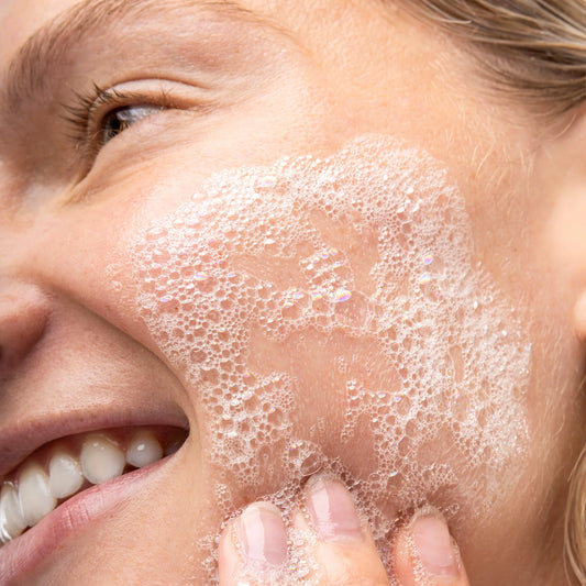 Tea Tree Skin Clearing Facial Wash